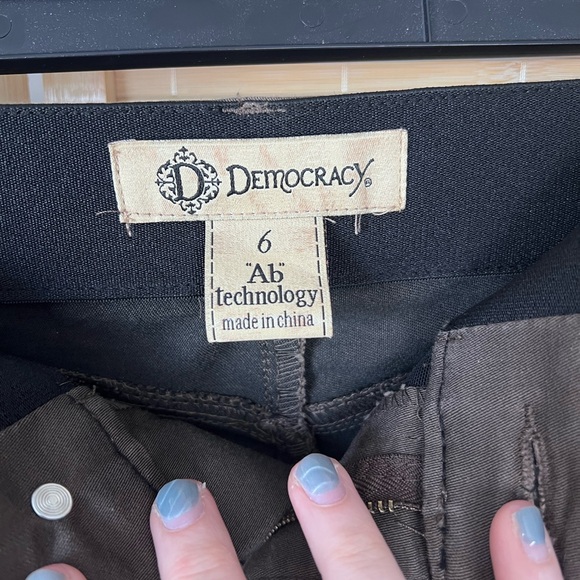 Democracy Brown Chinos Modern Sleek Design - Picture 4 of 5